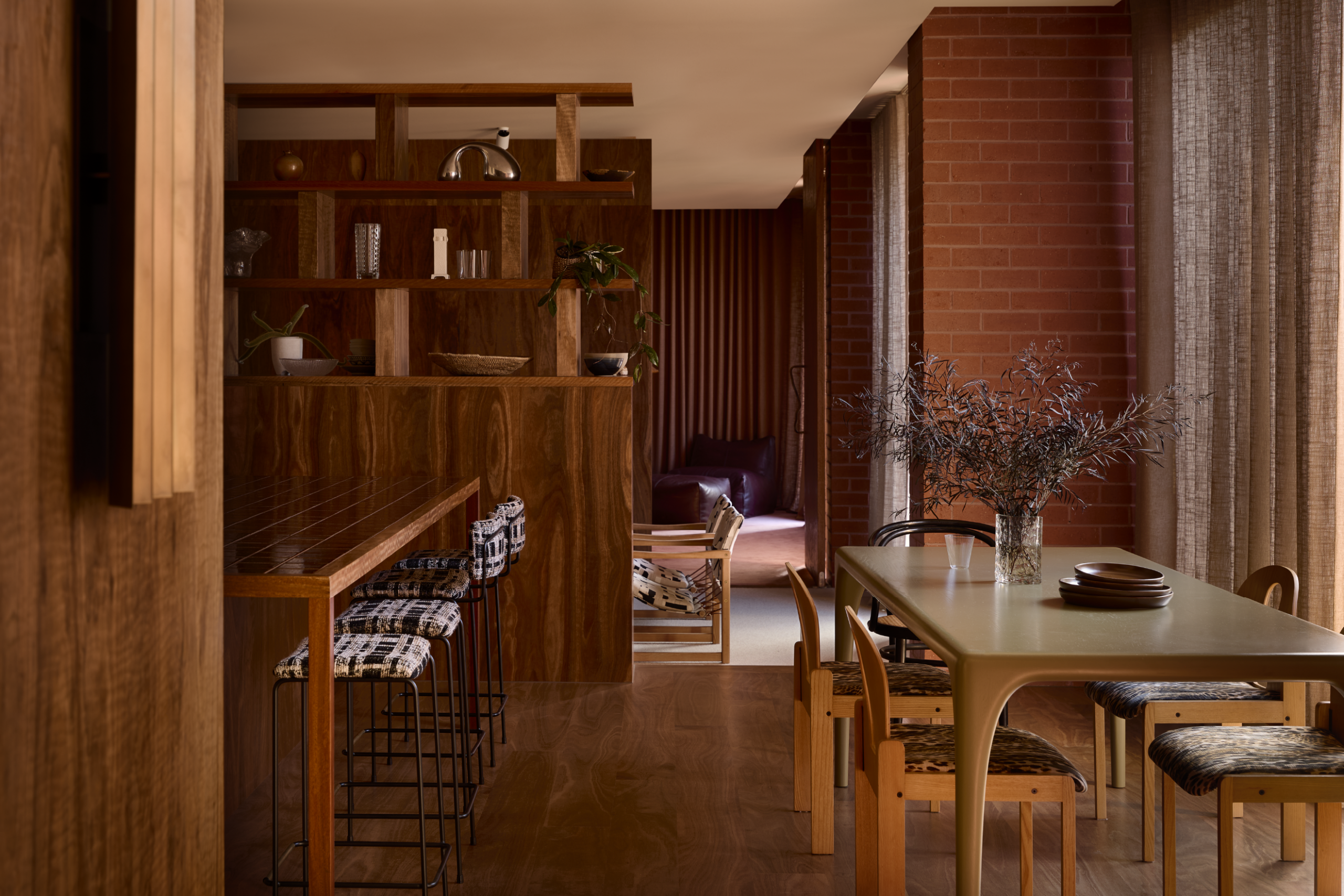 Autumnal House by Project 12 Architecture