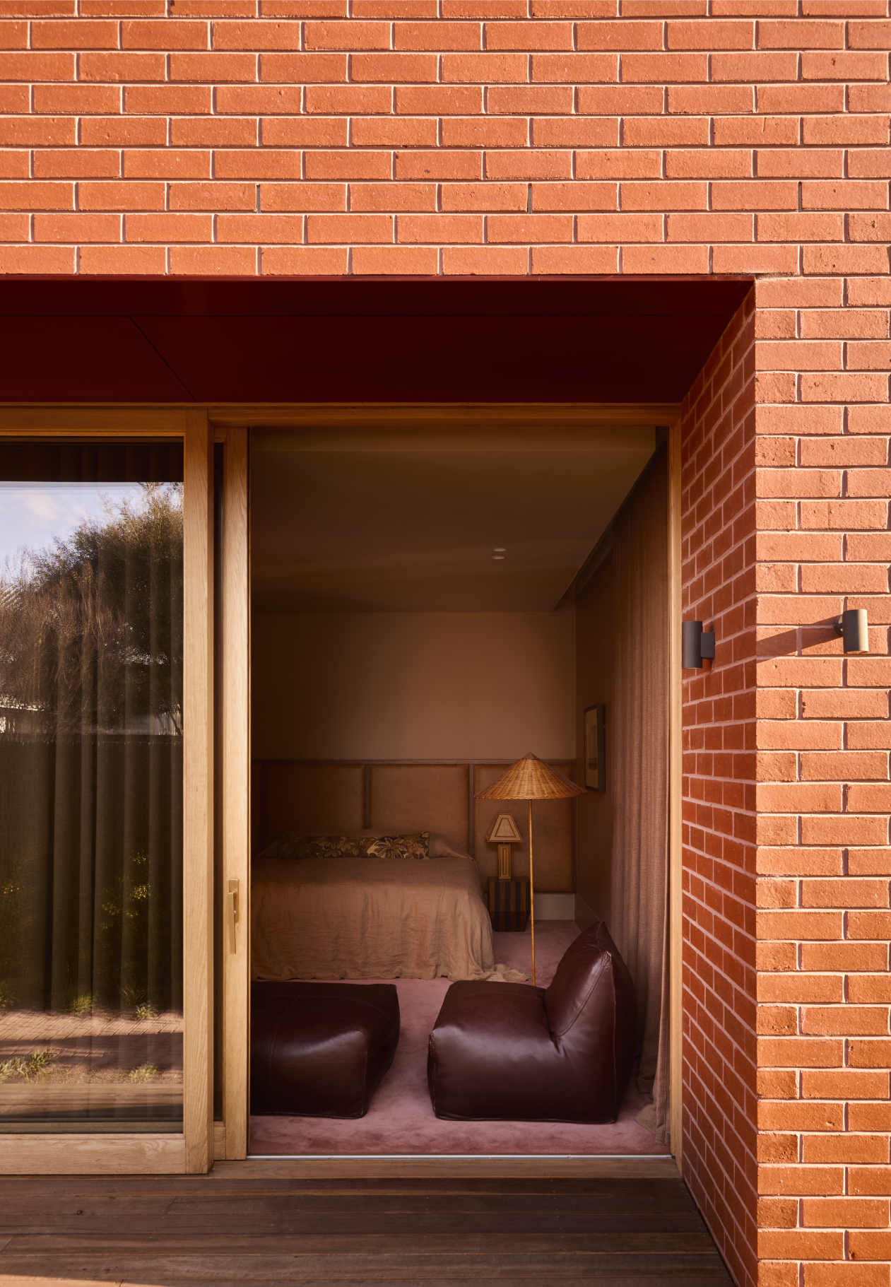 Autumnal House by Project 12 Architecture