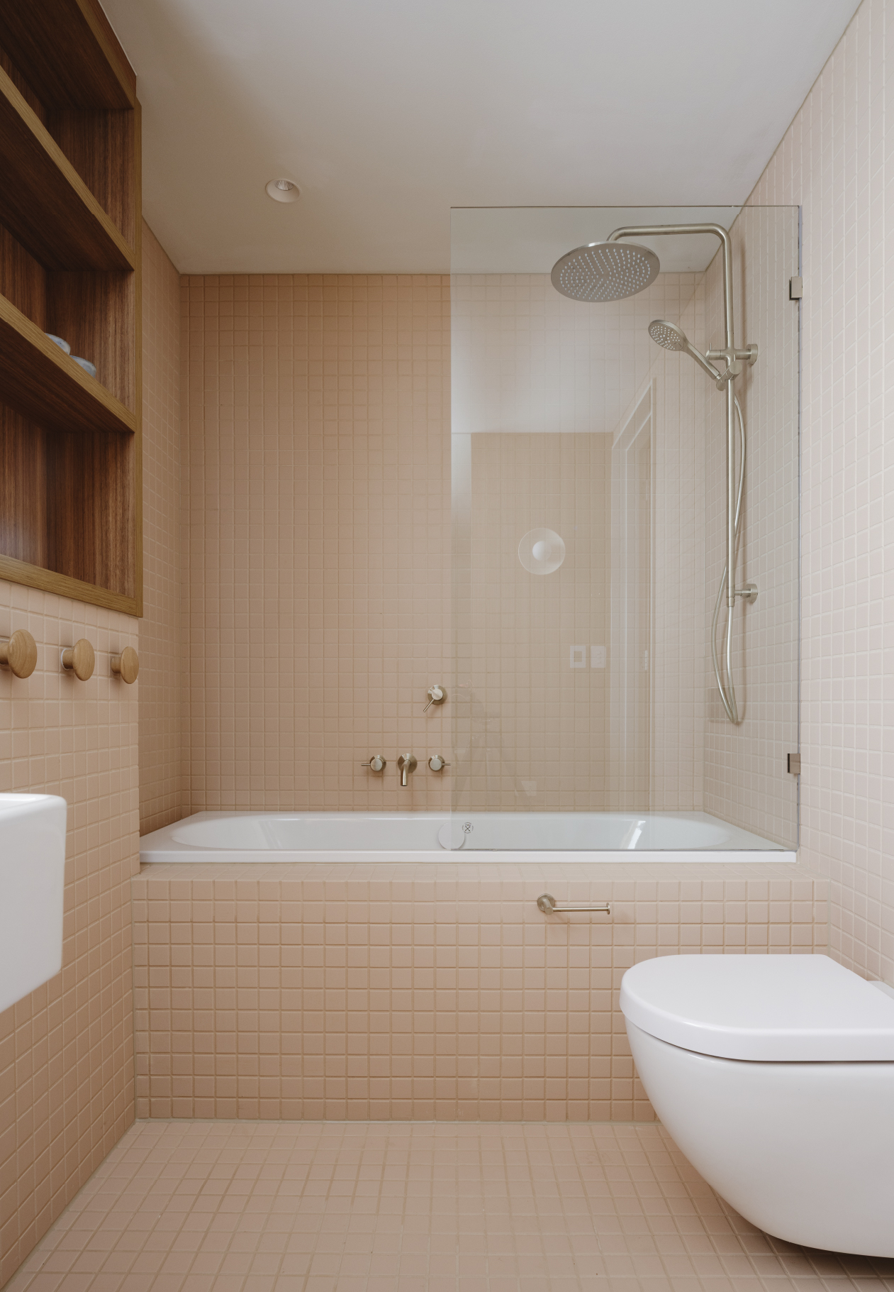 Richmond Residence by Project 12 Architecture